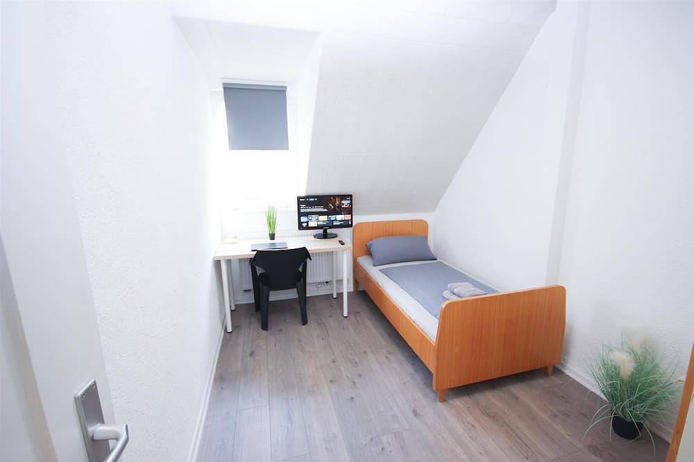 Ganze Wohnung, Alfa 2 rooms Apartment near Daimler Wasen Netflix in Bad Cannstatt, Stuttgart