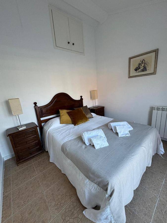 Gîte pour 4 personnes, avec jardin et vue ainsi que piscine et bassin pour enfant dans Santo Estevão - 2