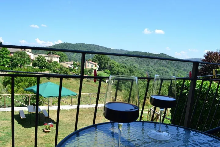 Appartamento vacanze per 4 persone, con panorama e giardino, con animali domestici - 1