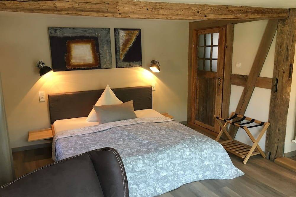 Junior Suite-Private Bathroom-Balcony-Storchennest in Wiesbaden, Rheingau