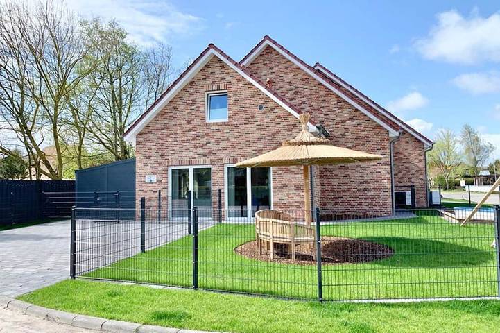 Luxus-Ferienhaus für 10 Personen, mit Terrasse und Garten sowie Sauna