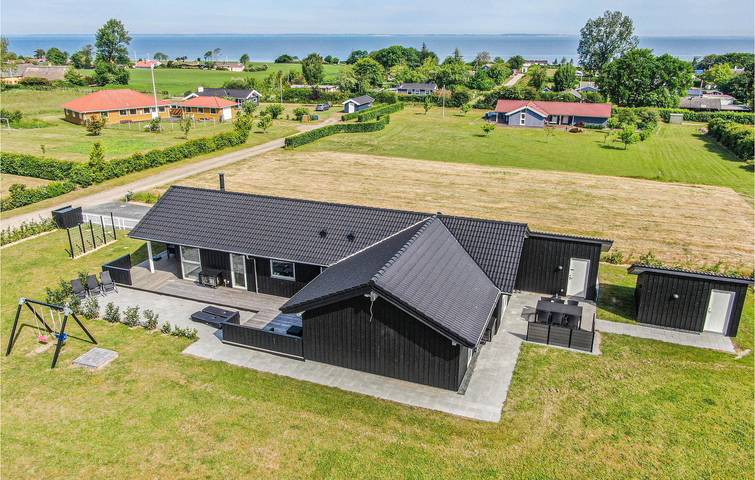 Ferienhaus für 10 Personen, mit Sauna und Whirlpool sowie Terrasse in Købingsmark Strand