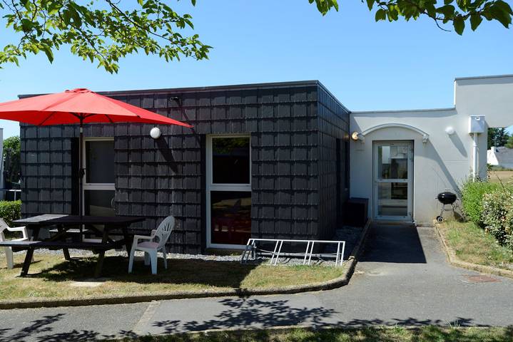 Gîte pour 6 personnes, avec terrasse et jardin