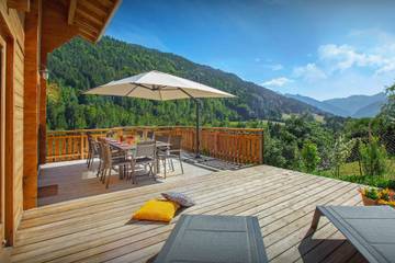 Gîte pour 11 personnes, avec jardin et jacuzzi, animaux acceptés à Saint-Jean-de-Sixt