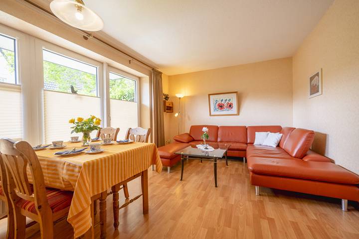 Ferienwohnung für 2 Personen, mit Balkon/Terrasse und Terrasse sowie Garten in Norddorf - 3