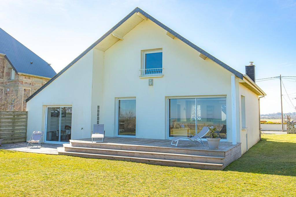 Les Pieds dans l'eau in Quinéville, Cherbourg en omgeving