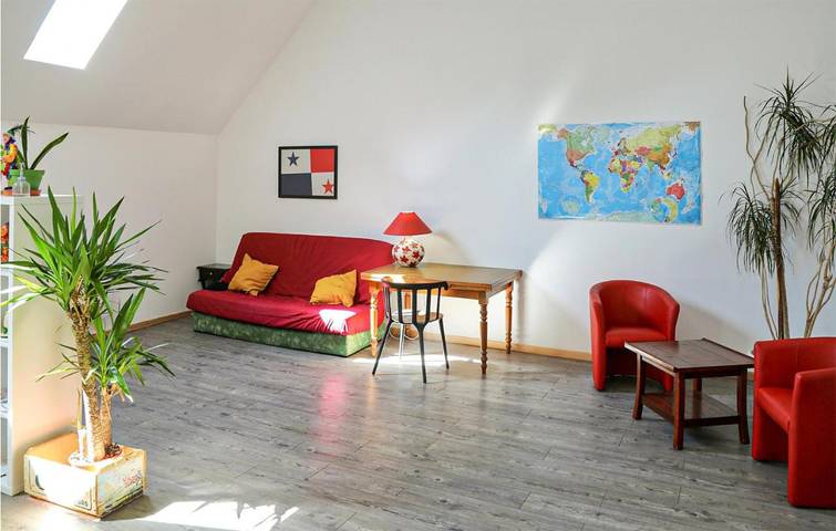 Location de vacances pour 7 personnes, avec jardin à Marchastel - 4