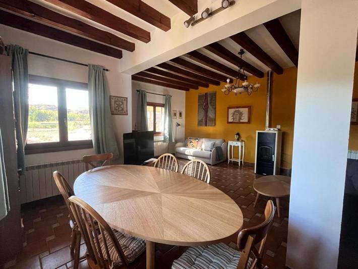 Casa de vacaciones para 6 personas, con Balcón y Terraza además de Jardín y Vistas en Campo de Belchite - 3