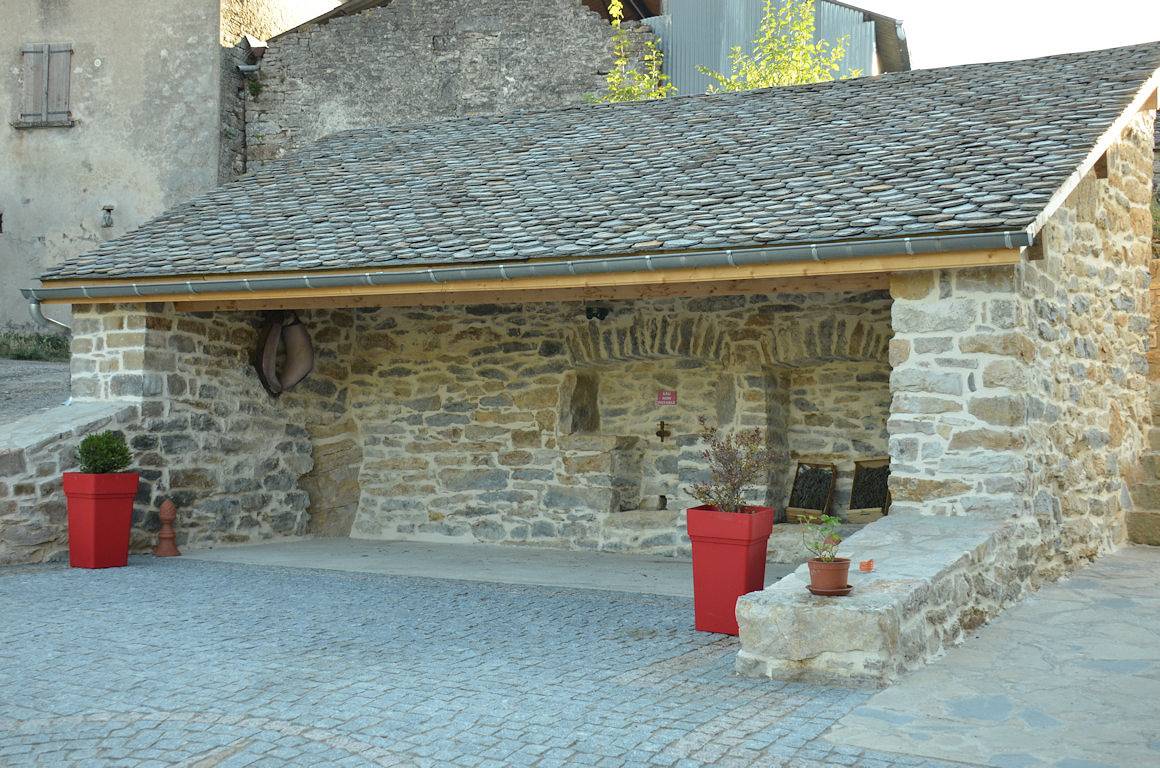 Gîte Caussenard, calme et spacieux in Le Recoux, Région de Florac