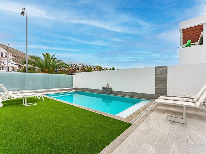 Chalet para 6 personas, con Terraza y Jardín en Los Cristianos
