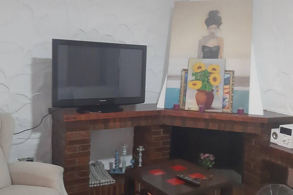 Apartamento 1 habitacion y un baño sofa cama en el salon terraza in Garrucha, Costa de Almería