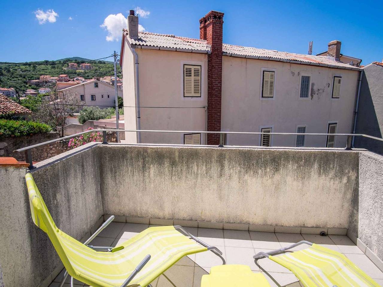 Ganze Ferienwohnung, Ferienwohnung mit Balkon und Klimaanlage in Vrbnik, Krk