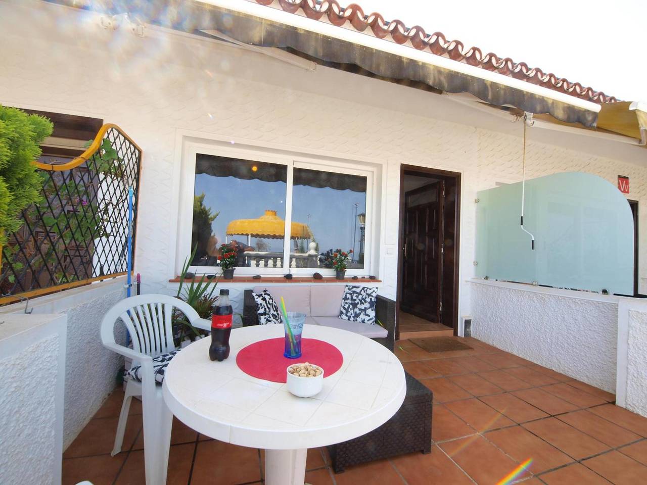 Studio entier, Appartement de vacances « Blue Horizon » avec vue sur la mer, piscine partagée et Wi-Fi in Mesa del Mar, Tacoronte