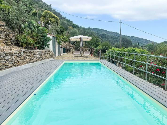 Ferienwohnung für 5 Personen, mit Garten und Terrasse, mit Haustier in Prelà