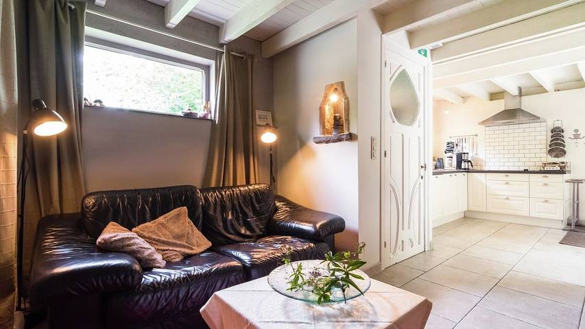 Location de vacances pour 3 personnes, avec jardin à Zedelgem - 2