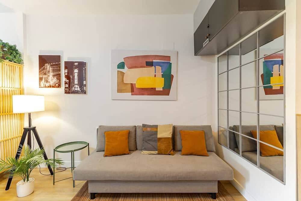 Entire apartment, Studio Europa 30 With Airco in San Sebastián de los Reyes, Área Metropolitana de Madrid