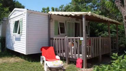 Camping für 4 Personen in Bormes-les-Mimosas, Toulon Region, Bild 2