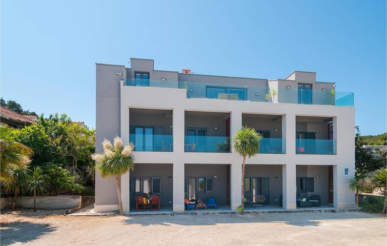 Ferienwohnung für 4 Personen, mit Terrasse und Garten