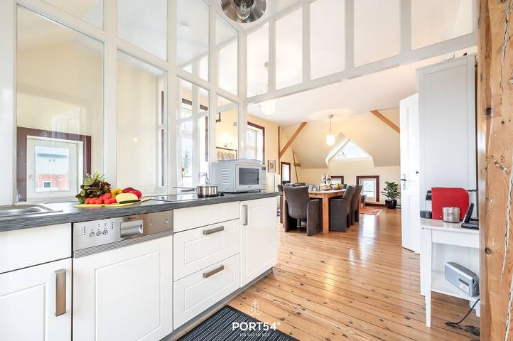 Ganze Wohnung, Villa Büsum Norderpiep - zentrale Ferienwohnung für 5 Personen mit Dachterrasse in Hafen Büsum, Büsum