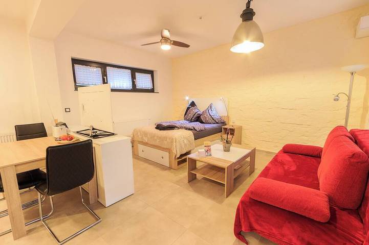 Ganze Wohnung, Loft „Jupiter“ – ruhiger Innenhof, Gym & Parkplatz frei in Leverkusen, Bergisches Land