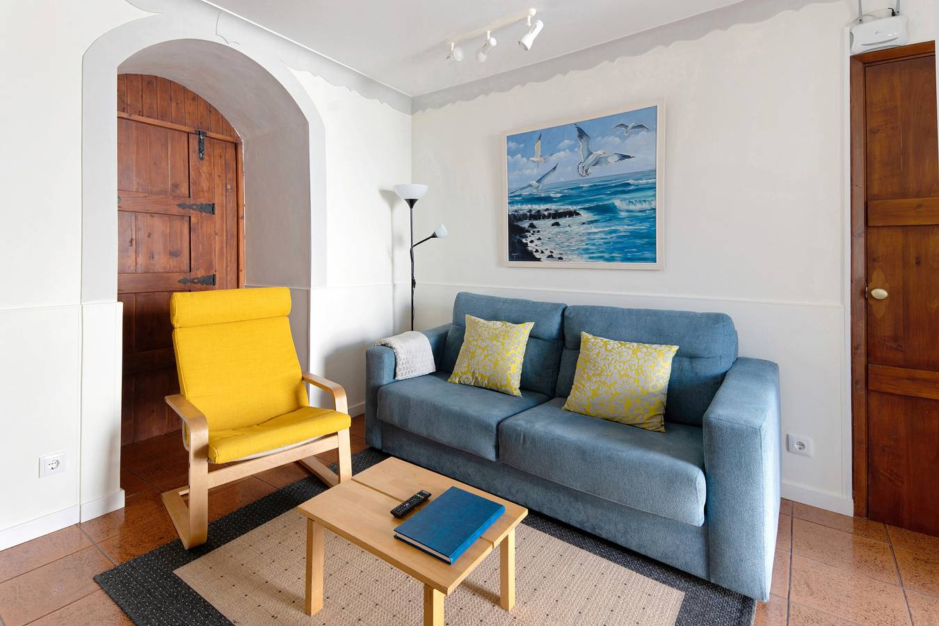 Apartamento inteiro, Apartamento 'Casa Do Largo - Acores' com Wi-Fi e Ar Condicionado in São Miguel Island, Fajã de Baixo
