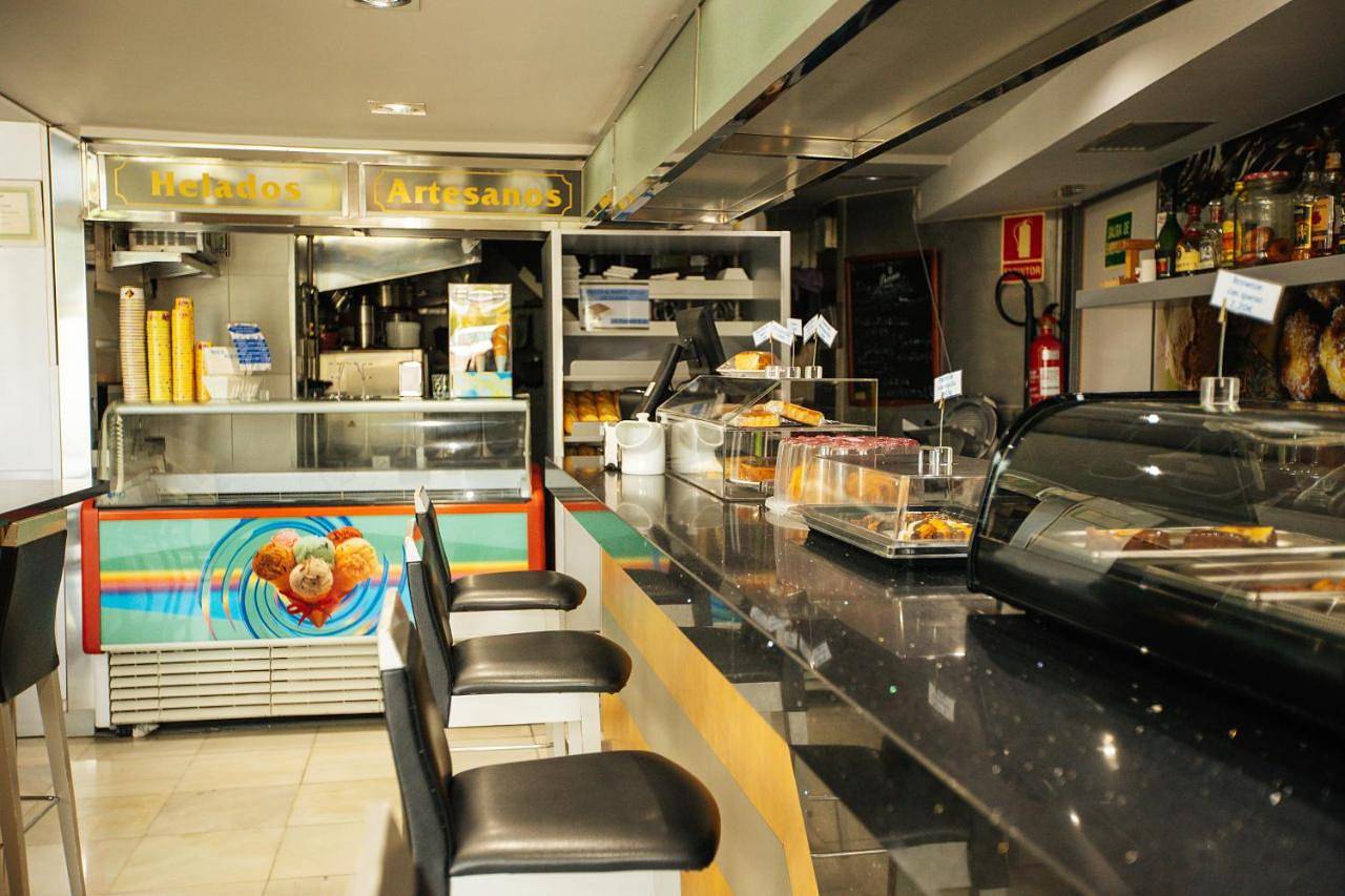 Hotel Montedobra in Torrelavega, Costa de Cantabria