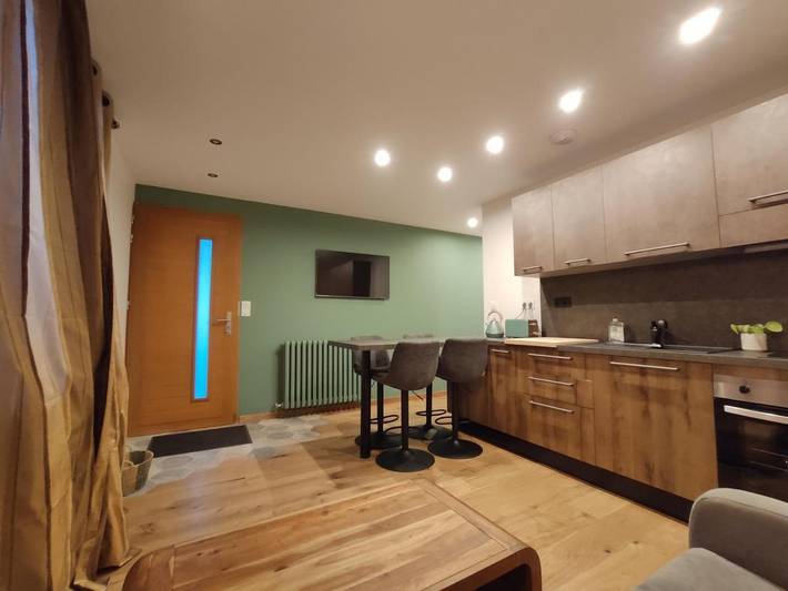 Gîte pour 2 personnes, avec vue ainsi que jardin et terrasse à Villar-Saint-Pancrace - 4