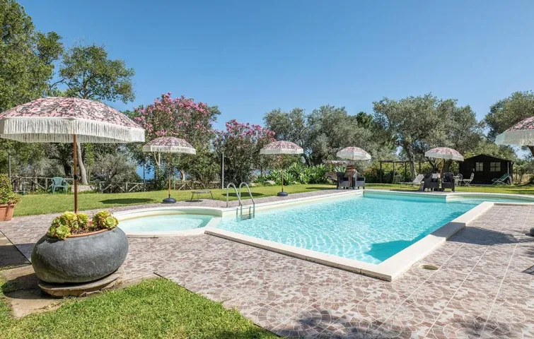 Casa vacanza per 8 persone, con piscina - 1