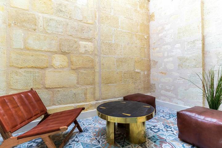 Apartamento vacacional entero, Chambre Tanjia, balcón privado y clima in Burdeos, Región de Burdeos