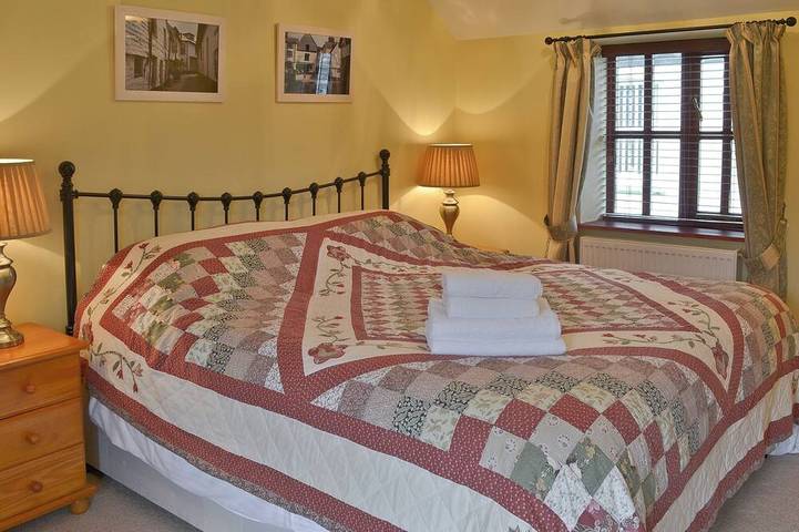 Barfields Cherry Tree Cottage in Cornwall