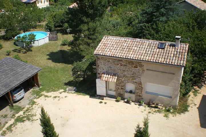 Gîte pour 5 personnes, avec jardin