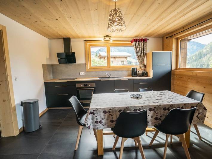 Chalet pour 6 personnes, avec terrasse, animaux acceptés à Chatel - 2