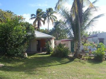 Gîte pour 2 personnes, avec jardin, adapté aux familles à Capesterre-de-Marie-Galante