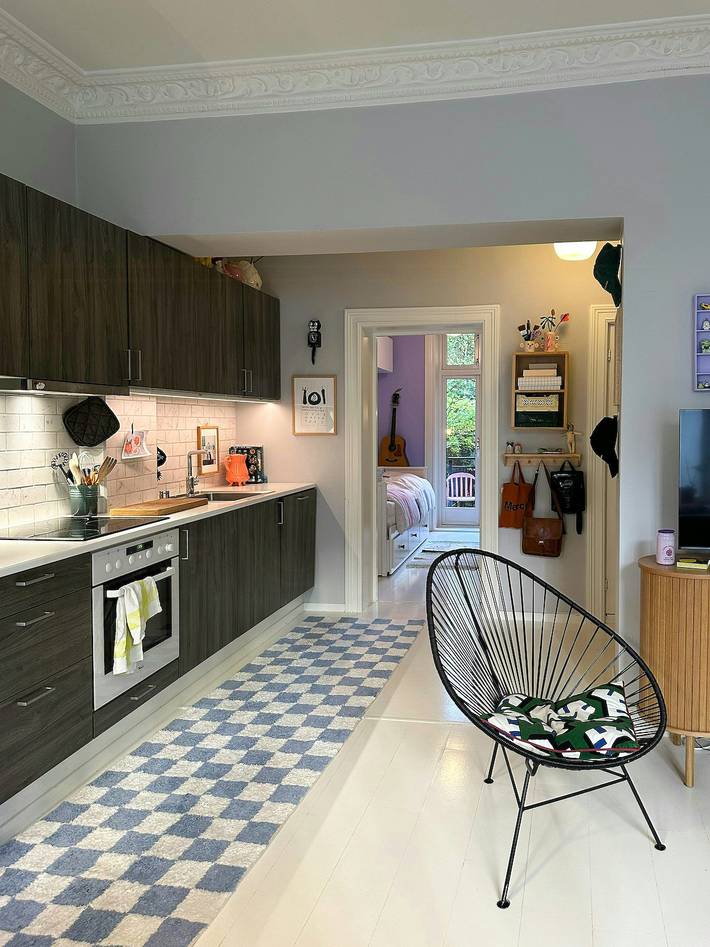 Ganze Wohnung, Farbenfrohe Wohnung mit Hinterhof im Zentrum von Oslo in Gamle Oslo, Oslo