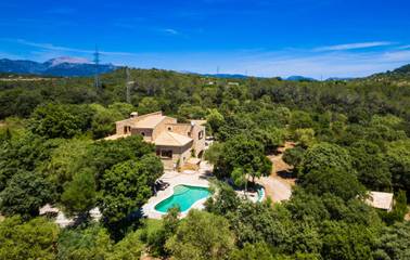 Finca in Puig de Santa Magdalena, Inca für 8 