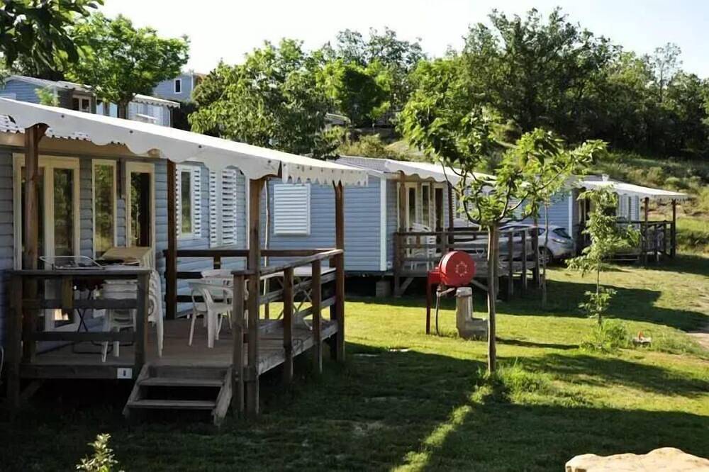 Mobil-home 2 chambres Riviera 27,5m² + climatisation 4 personnes in Lagorce, Ardèche