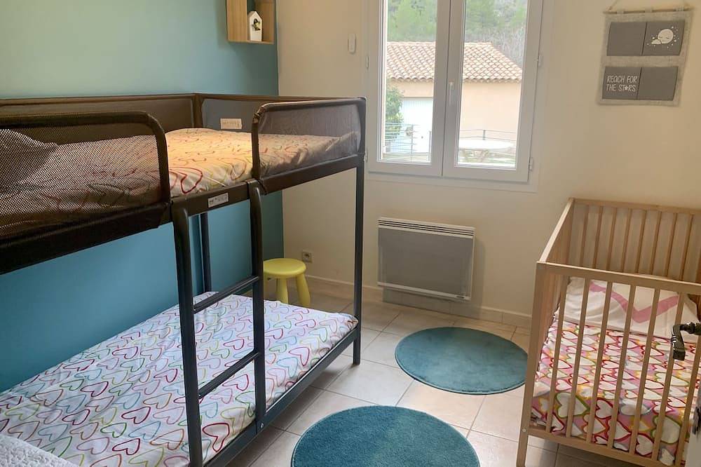 Villa in der Provence mit Blick auf die Ventoux, 5 Schlafzimmer, Swimmingpool, einstöckig, Klimaanlage in Mormoiron, Parc naturel régional du Mont-Ventoux