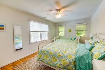 Vacation Home for 10 Guests in Springs, North Fork, Picture 3