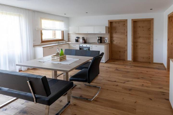 Ferienwohnung für 3 Personen, mit Ausblick und Garten in Riffian - 4