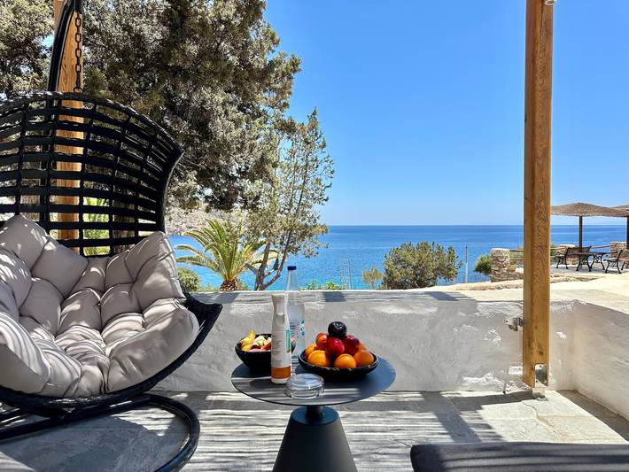 White & black Suites - Suite Five, Sifnos: Vistas al mar y desayuno incluido in Platis Gialos Sifnos, Sifnos