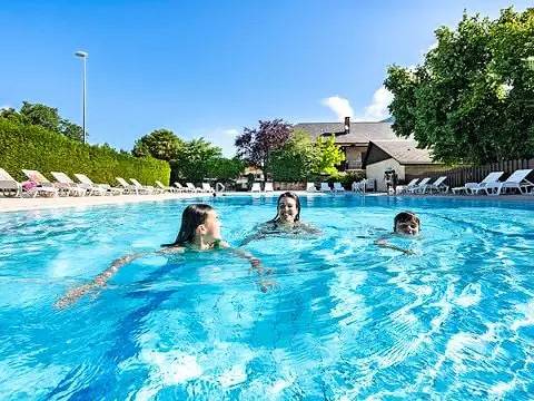 Mobilhome pour 4 Personnes in Doussard, Parc naturel régional du Massif des Bauges