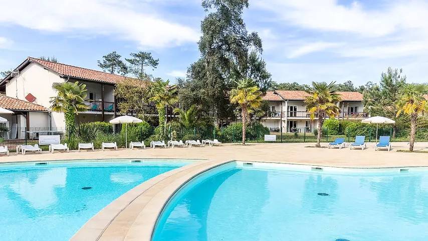 Maison de vacances pour 8 personnes, avec terrasse et piscine à Ondres