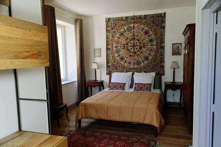 Location de vacances pour 8 personnes, avec jardin et piscine à Courdemanche - 4