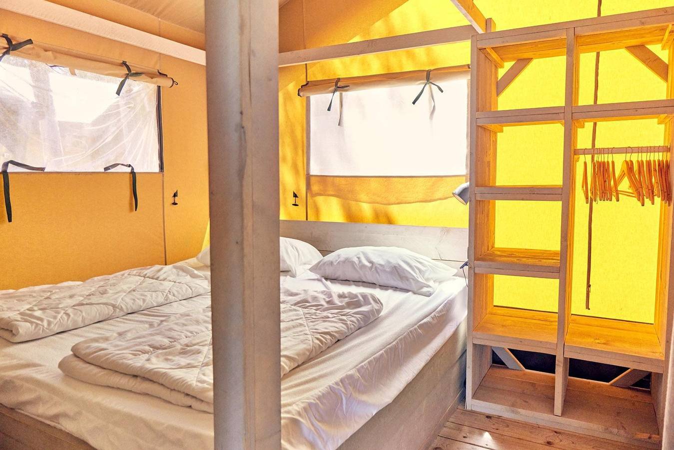 Campeggio del Garda — Campeggio del Garda | Villatent Outback | 5 pers. in Peschiera del Garda, Garda Mountains