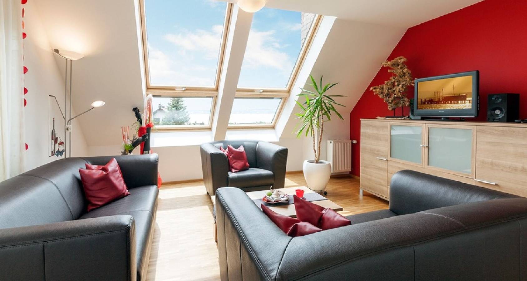 Ganze Wohnung, Ferienwohnung '208' mit Gemeinschaftsgarten, Wi-Fi und Klimaanlage in Hagnau am Bodensee, Region Bodensee-Oberschwaben