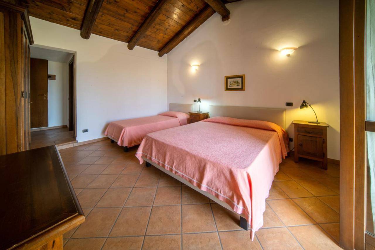 Agriturismo Le Viole in Barolo, Langhe