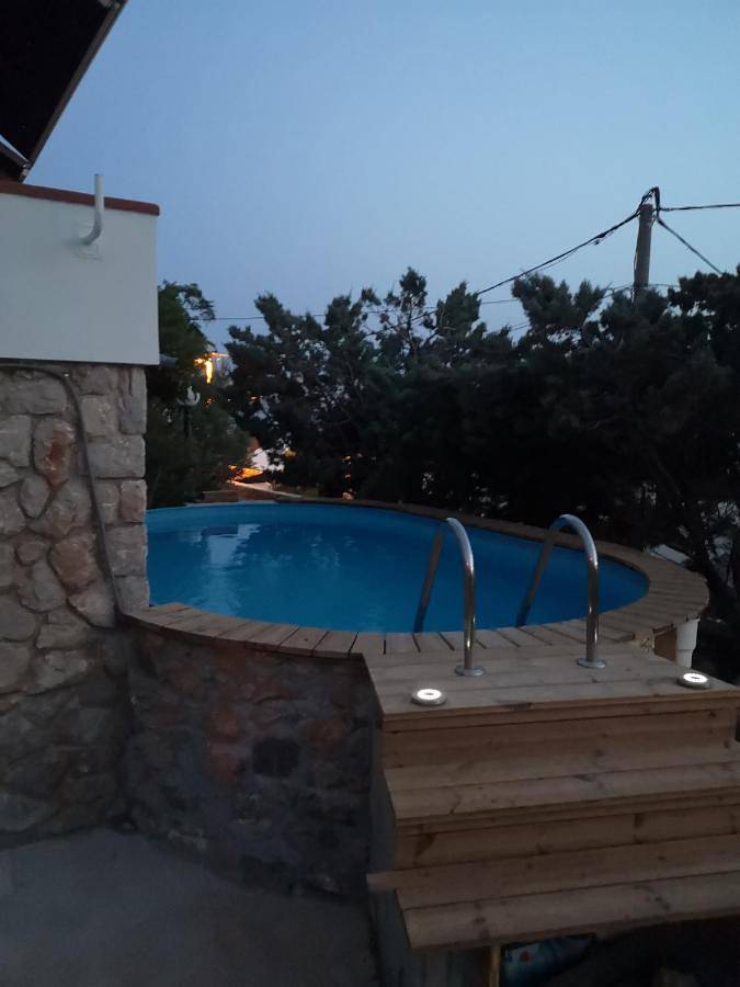 Two-Bedroom Villa in Cesarica, Naturpark Velebit