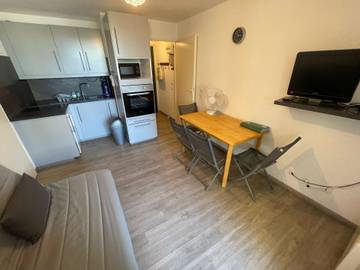 Appartement De Vacances pour 4 Personnes dans Les Sablettes, La Seyne-sur-Mer, Photo 1