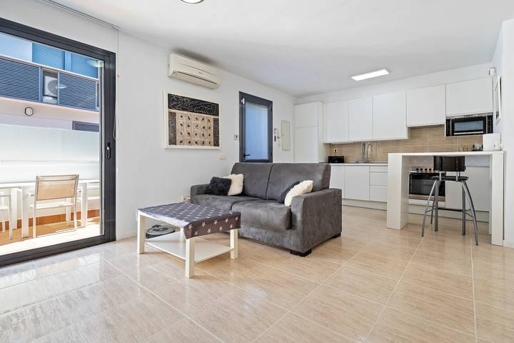 Maison vacances 'Roc De Sant Gaietà' avec vue sur les montagnes, Wi-Fi et climatisation in Roda de Berà, Costa Dorada