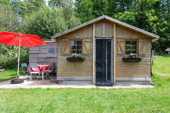 Appartement de vacances pour 2 personnes, avec jardin et vue sur le lac, animaux acceptés dans le Limousin